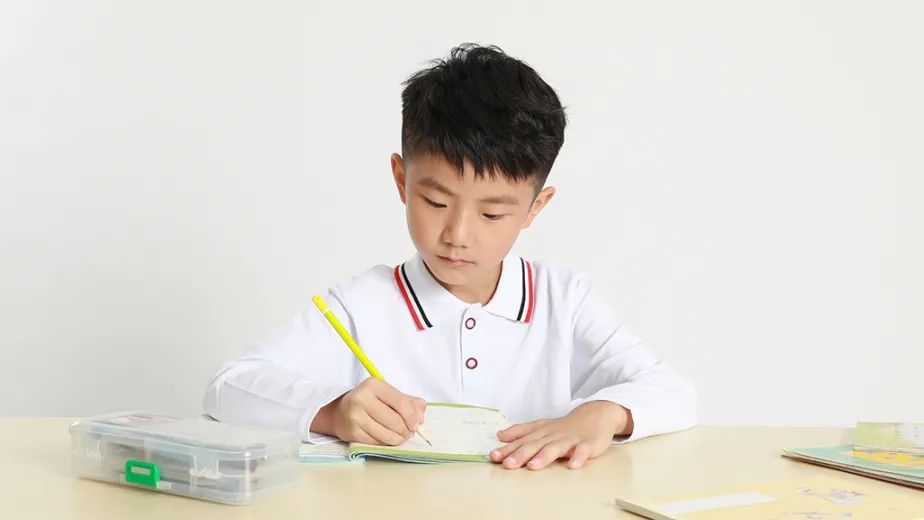 手部控制能力弱的表现